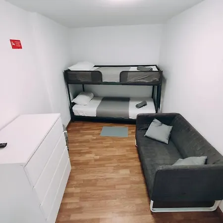 Séjour chez l'habitant Theorynomad Rooms Al Caparica Trafaria