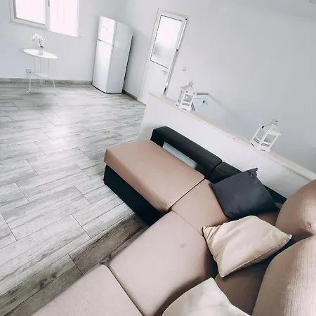 Theorynomad Rooms Al Caparica *