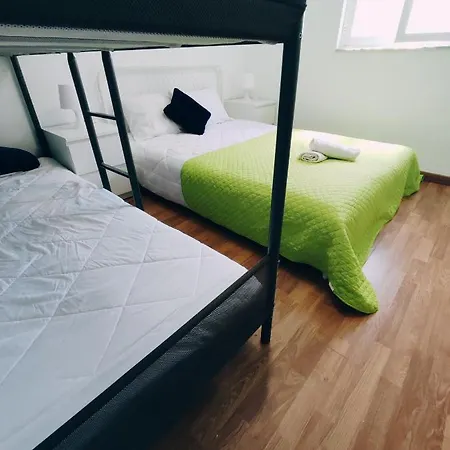 Theorynomad Rooms Al Caparica Séjour chez l'habitant Trafaria