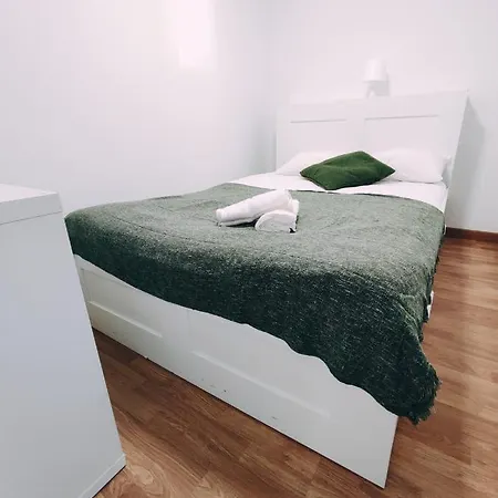 Theorynomad Rooms Al Caparica