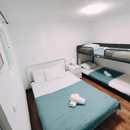 Theorynomad Rooms Al Caparica Séjour chez l'habitant Trafaria