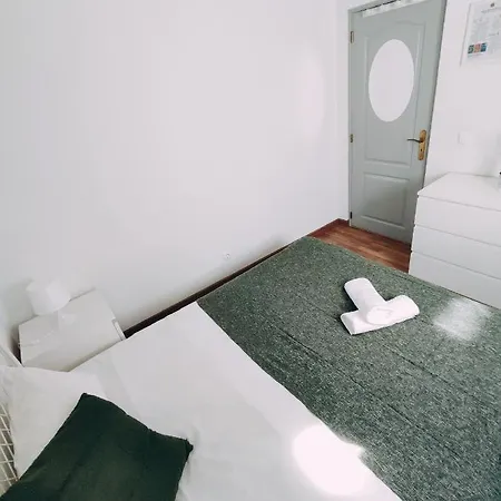 Theorynomad Rooms Al Caparica Séjour chez l'habitant