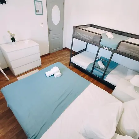 Theorynomad Rooms Al Caparica Séjour chez l'habitant